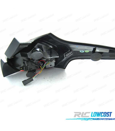 FEUX ARRIÈRE FORD FOCUS 3 15-18 HATCHBACK LED DYNAMIQUE NOIR